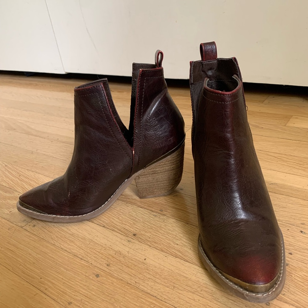 Burgundy Slip-on Booties